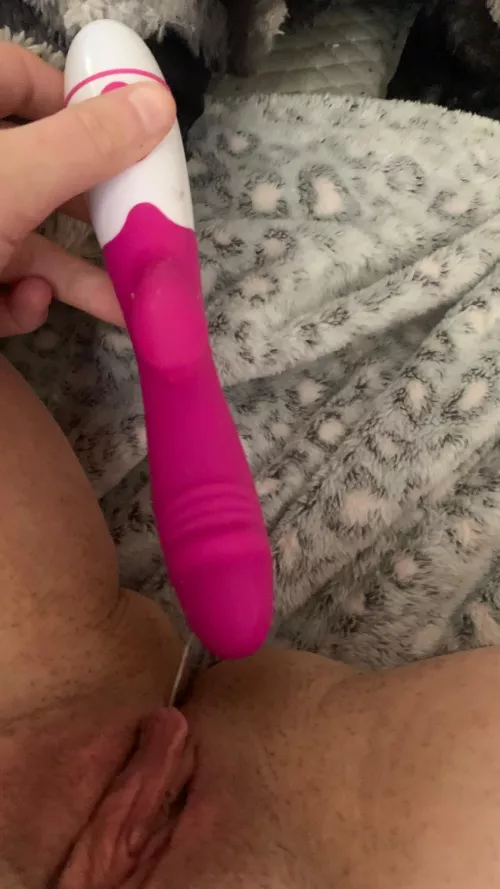 Housewives get lonely and horny too by Babygirlbrdl22