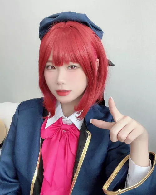 How do i look? :33 by PhotoWorth