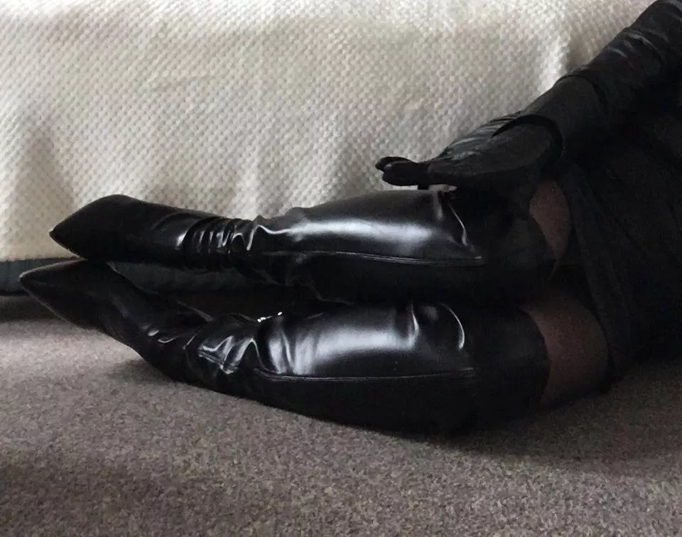 I am all most ready posted by Kellieblue_Mistress