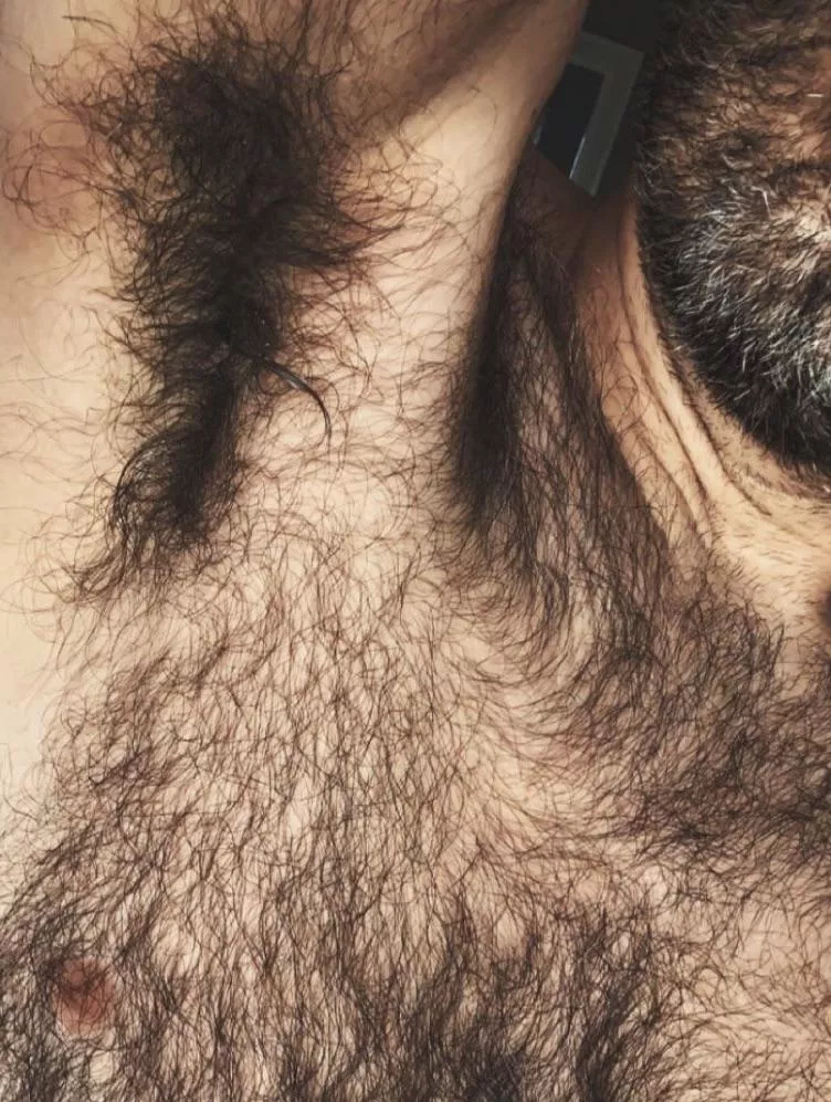 I give great cuddles, with au naturale smells. Plan accordingly... posted by jerseyjaxoff