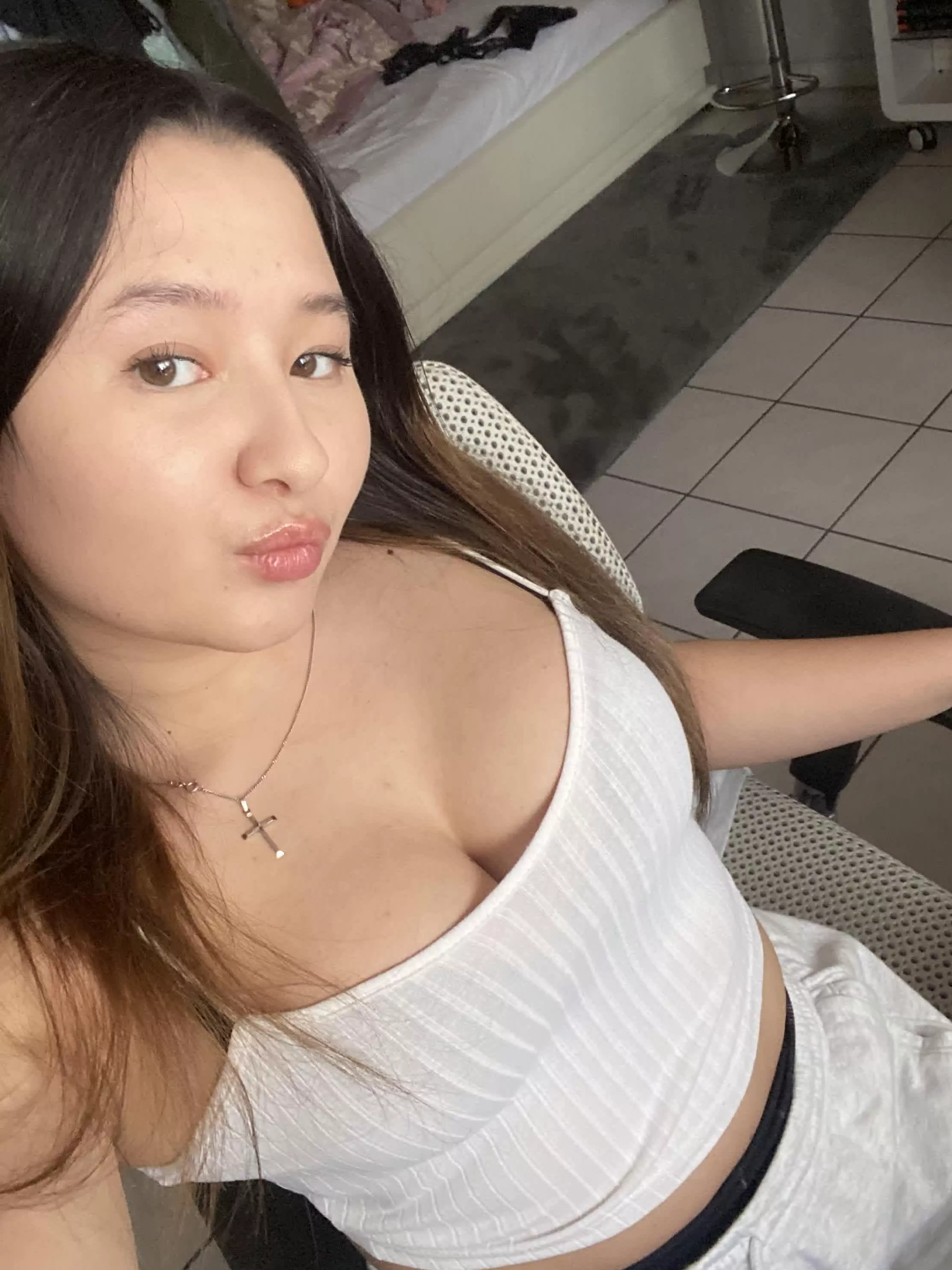 I want to be someone's cute fuckdoll posted by AmberAuraa