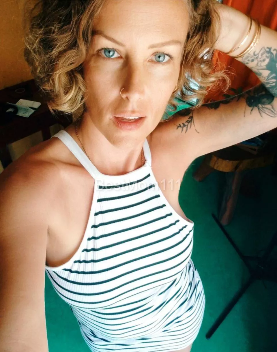 Imagine how much hotter I'd be without my dress posted by BestMom111