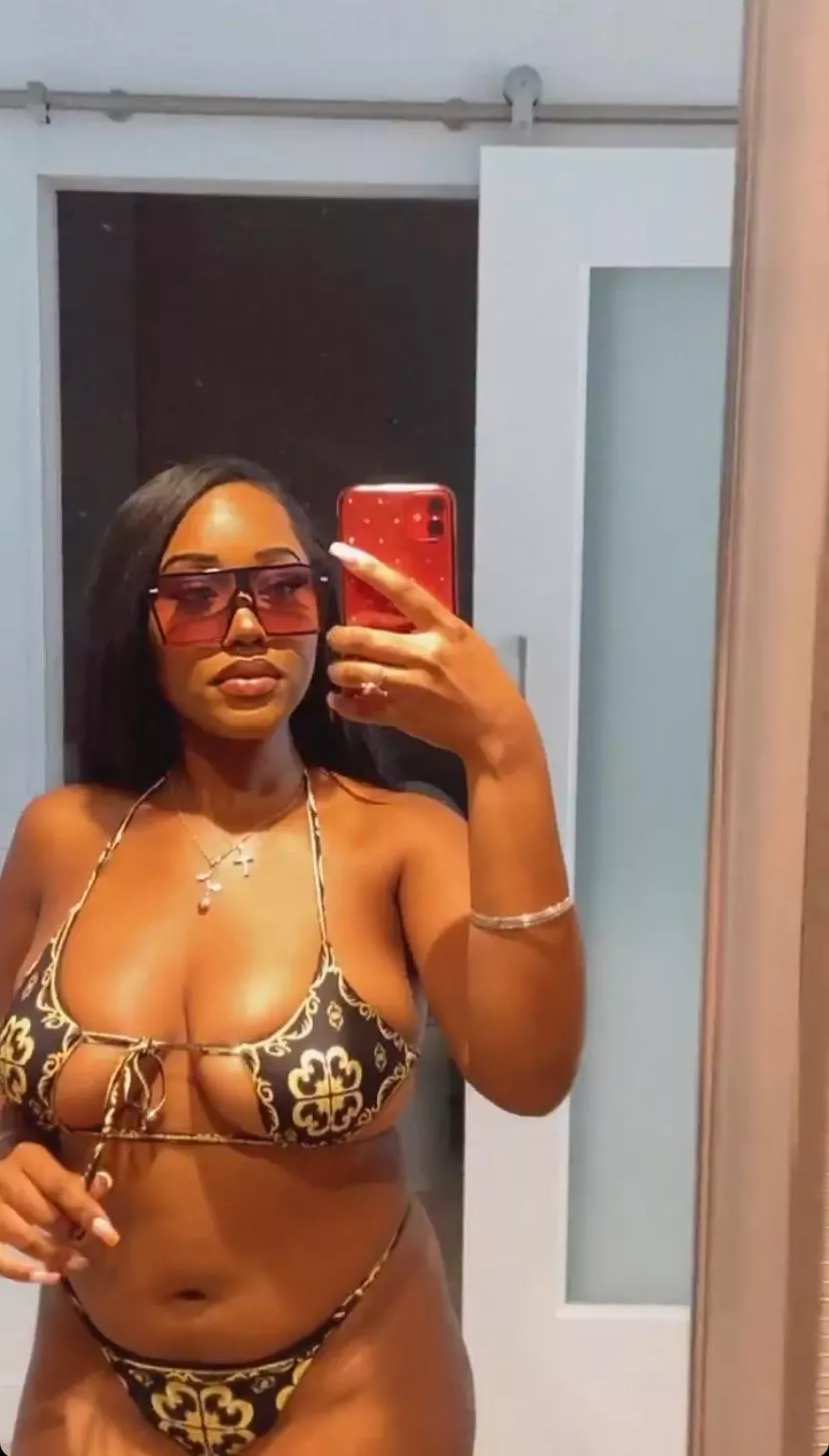 Janell Nicole posted by InternationalAd7925