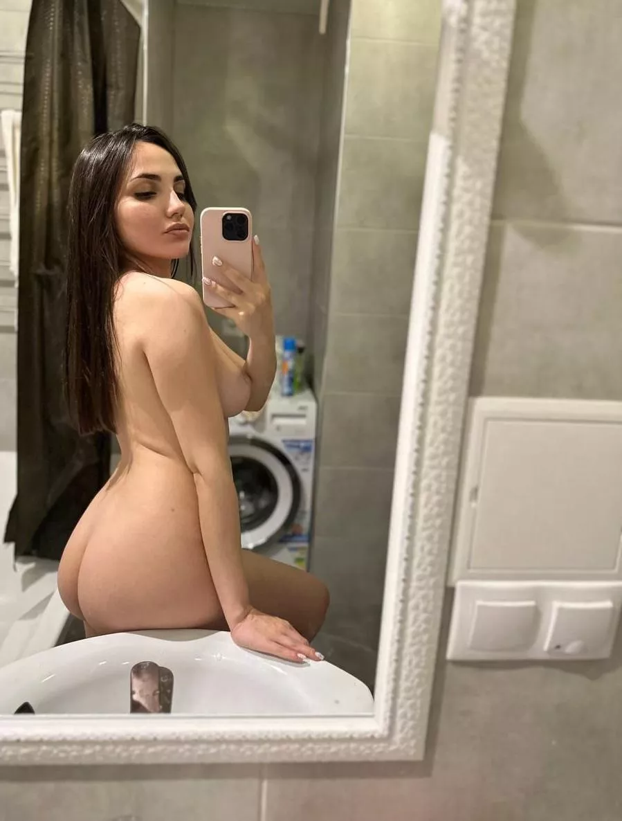 just want to share my lovely ass posted by mmngaj