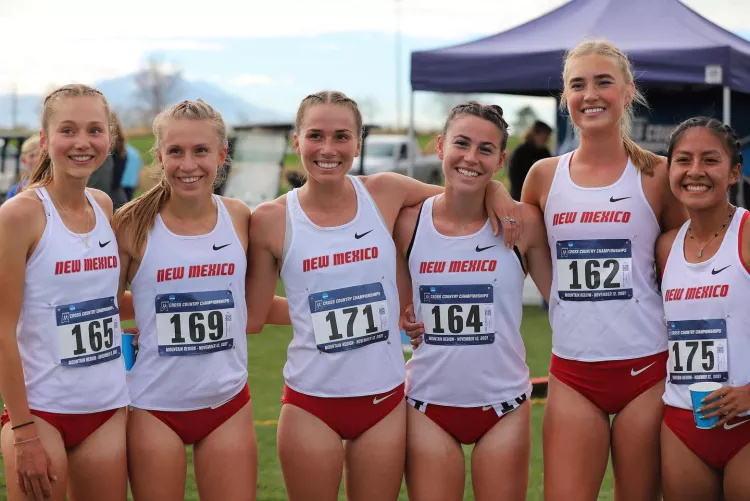 Los Lobos 🐺 by ModernHagiography