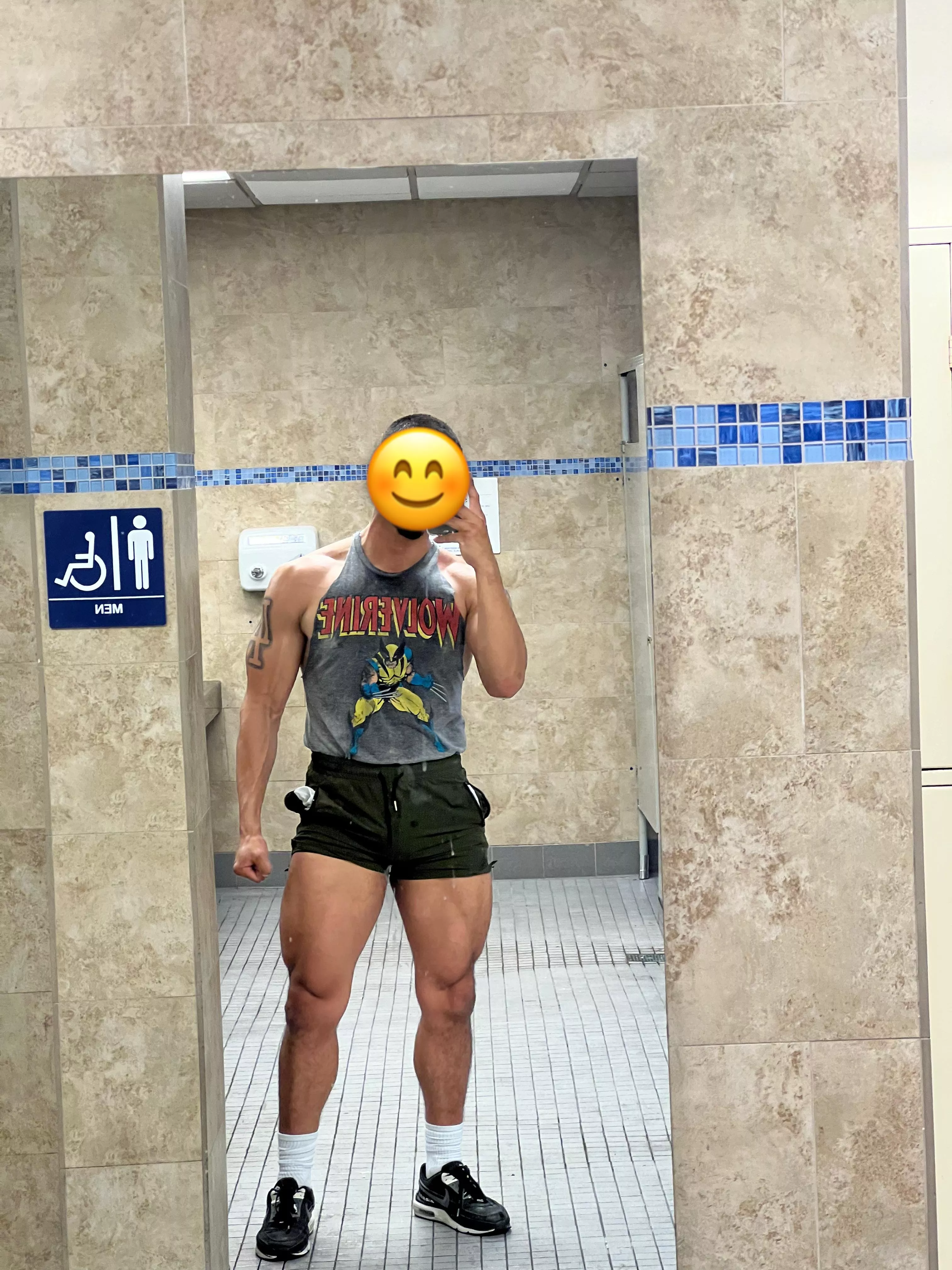 My new favorite mirror at the gym.  posted by KingAdonis06