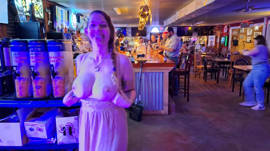 Need something i in my mouth  by wicked_sierra