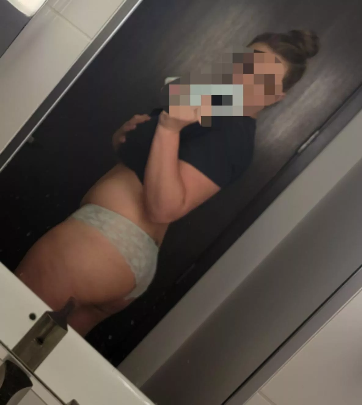 Only thing missing is you hands posted by GOT198523