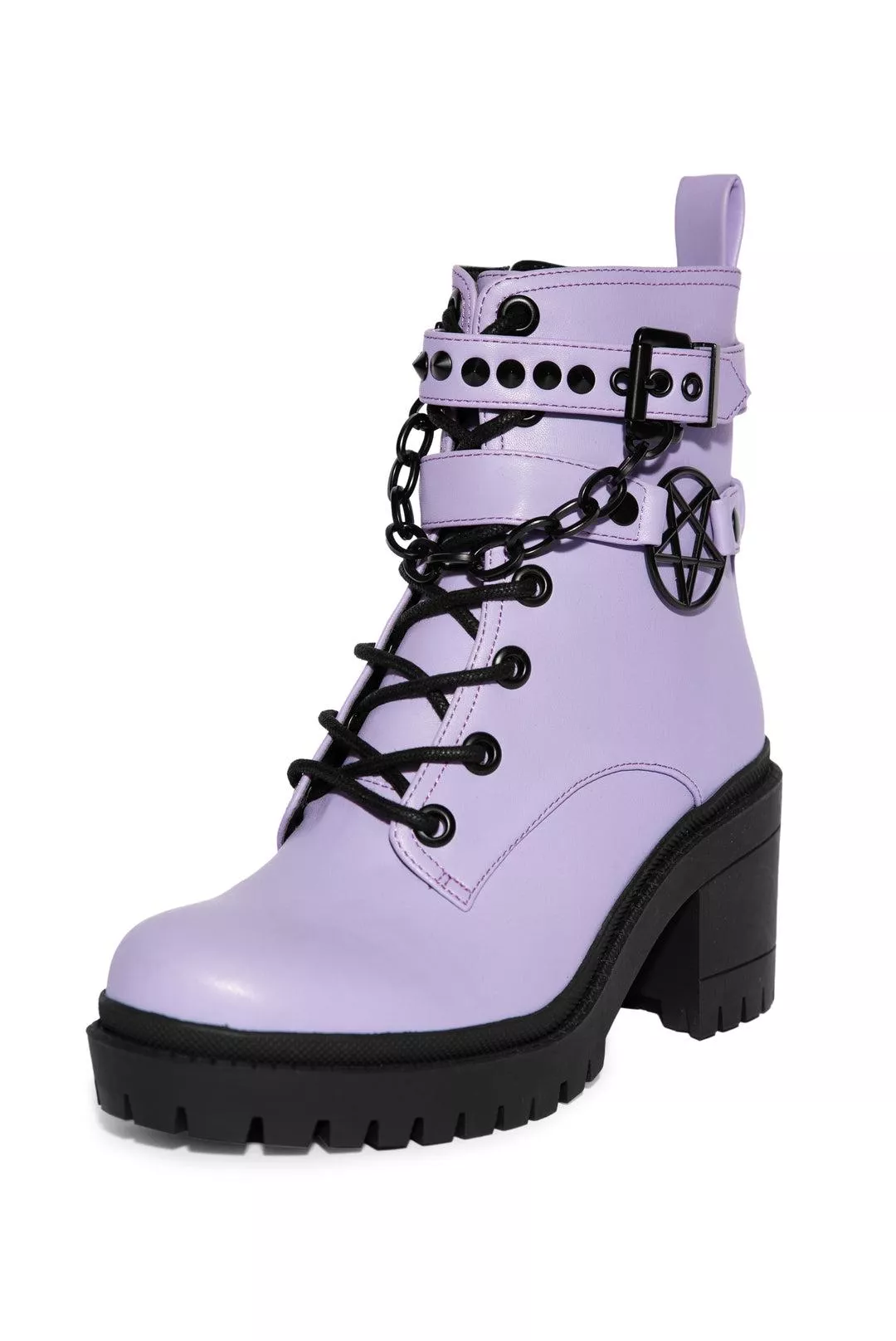 Please help me to find similar boots posted by wyld_lynn