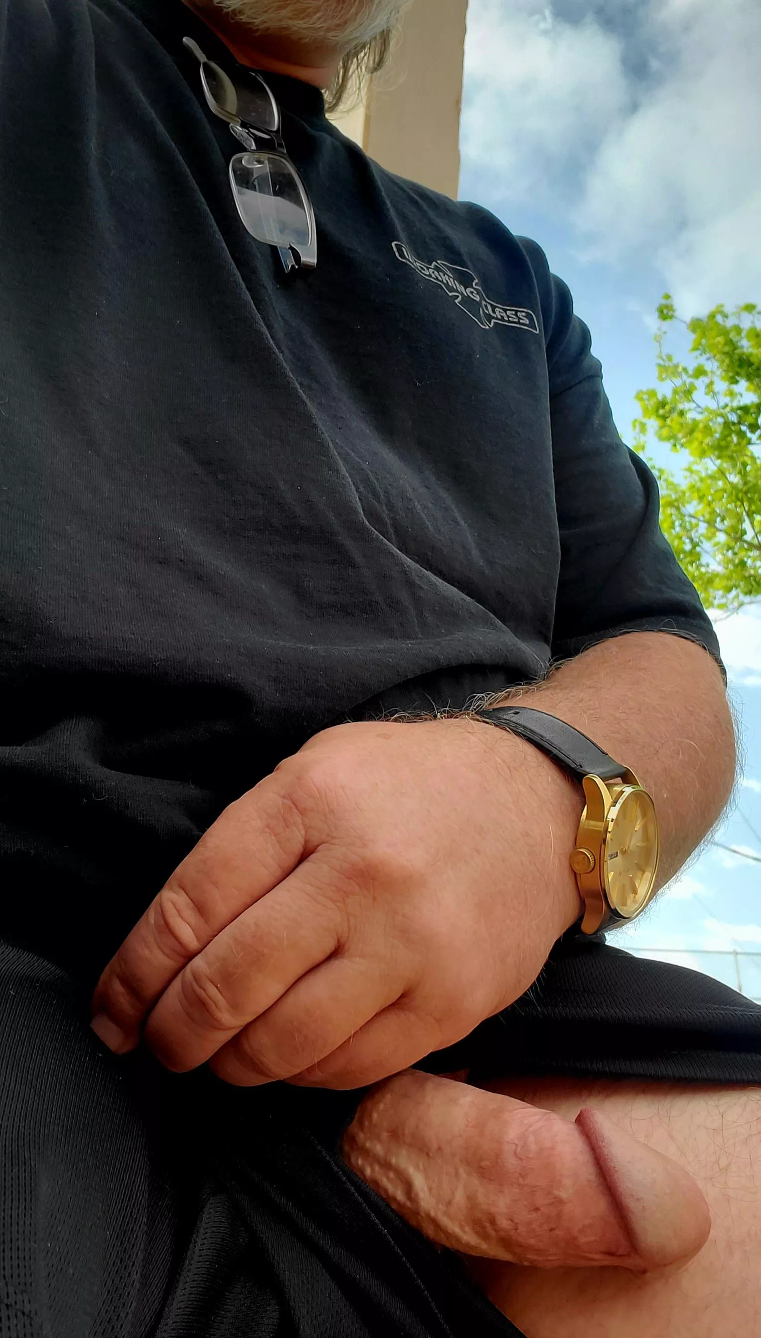 So happy to be in shorts  posted by drsatanswag