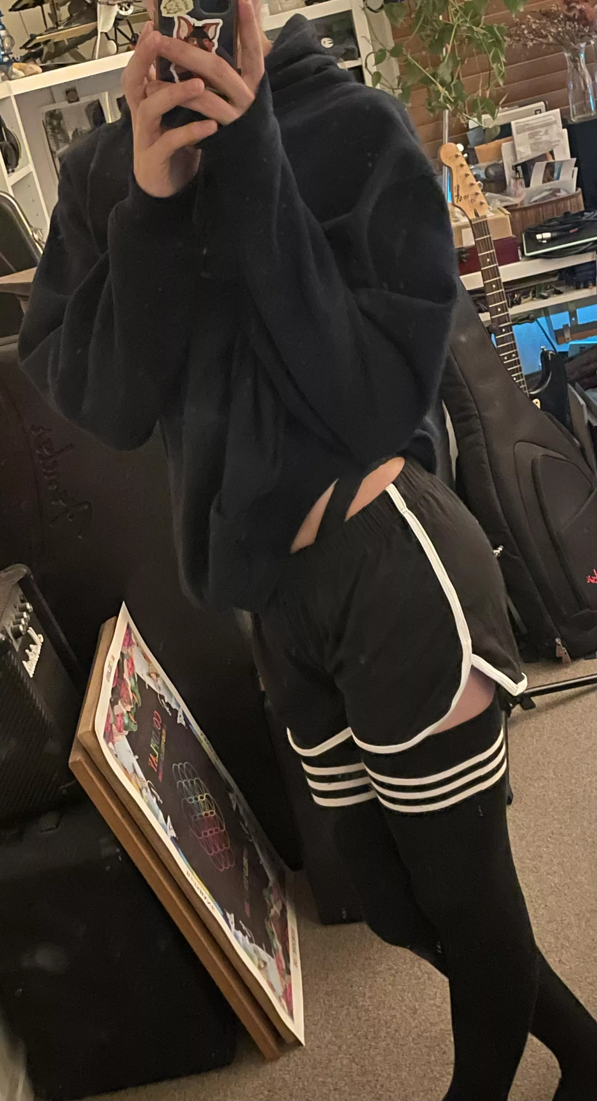 Sorry for the dirty mirror 😅 posted by knot-for-you