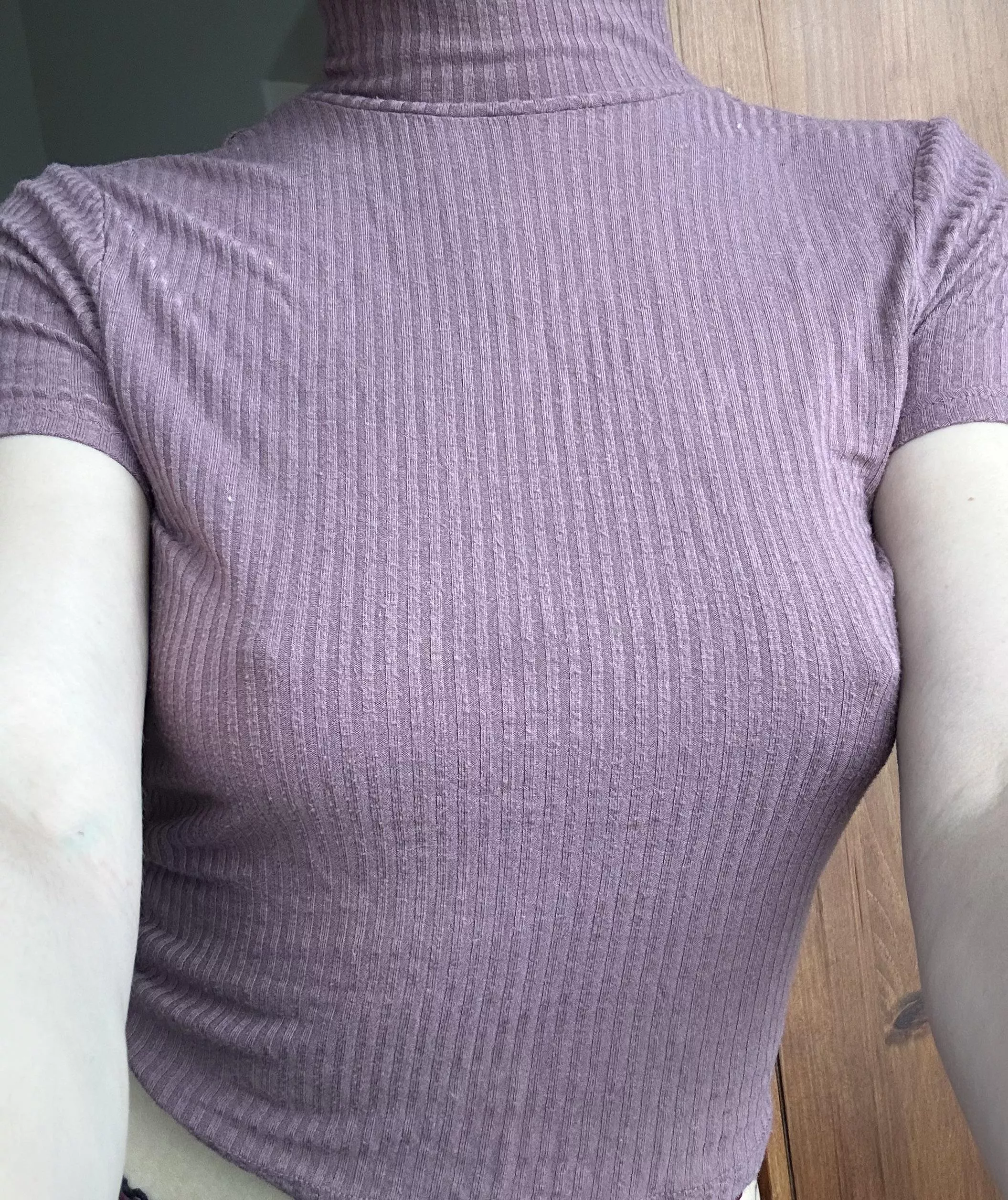 time to turn the AC down 🤭 posted by xoalienbabe