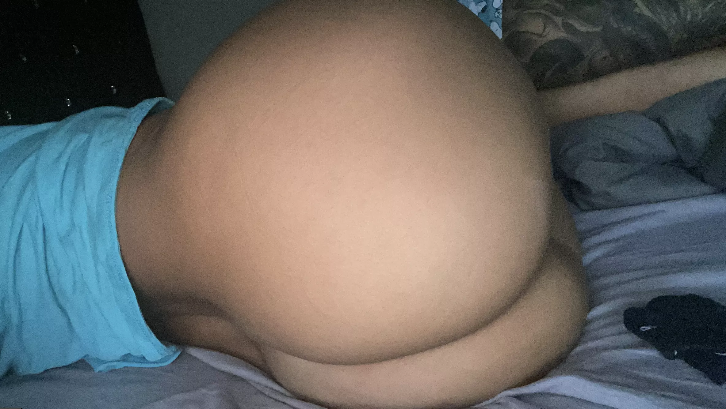 [wbo oc] first your thumb then your dick. deal ? posted by Minimum_Requirement2