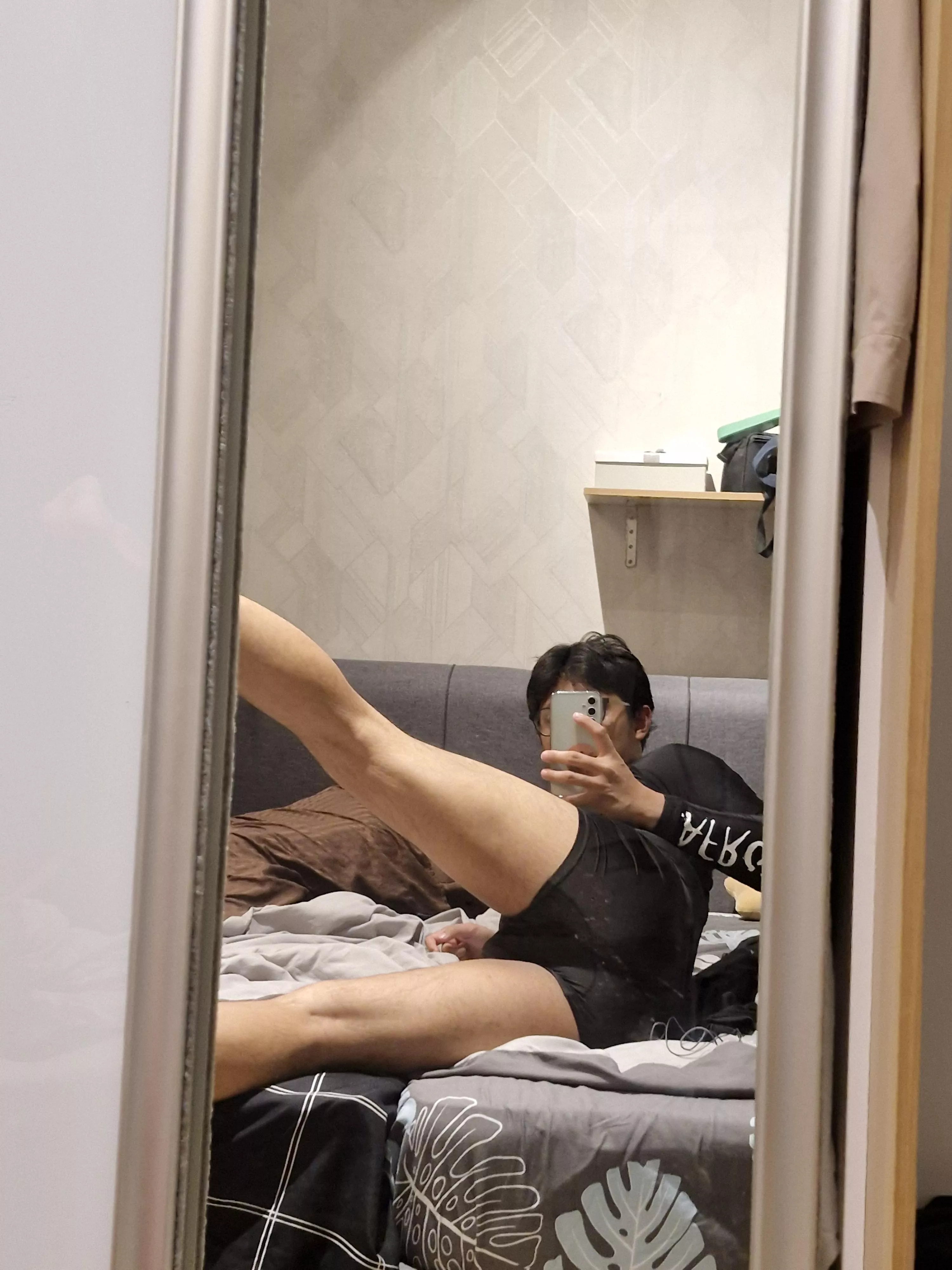 Wrestle a twink?  posted by Emotional_Job_1763