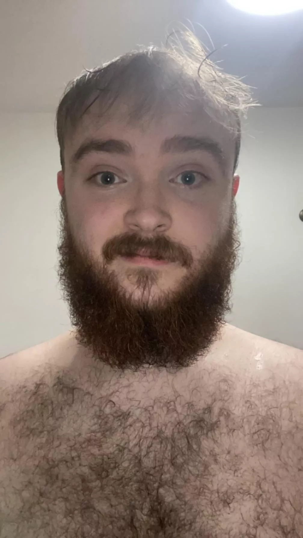 (21M) Would it surprise you that I’m a virgin? 🐻🔥 posted by Alive-Seaweed-2962