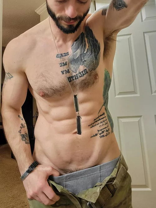 [31] Keepin' the Monday blues away by that1cowboy