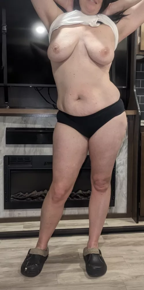 Are my mommy hangers worth stroking to  by hotwifesidneylong