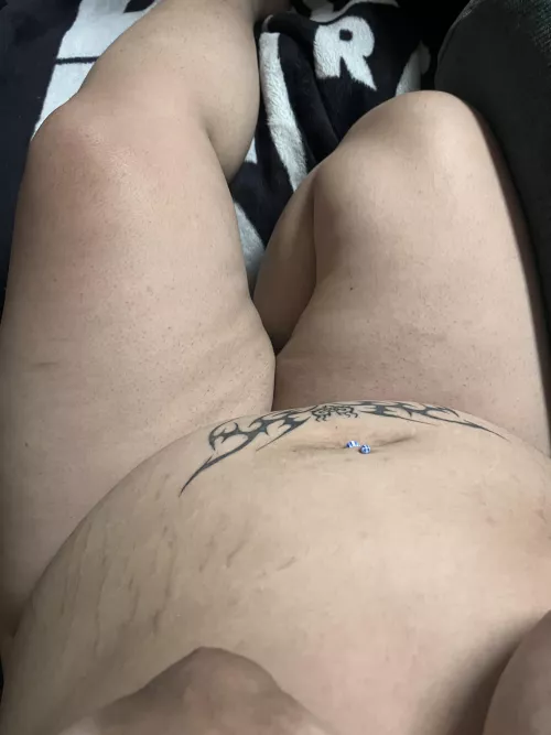 can’t even see it over my belly by Feedeedahls