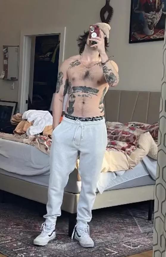 Do I look good in grey sweatpants? posted by Automatic_Cowboy