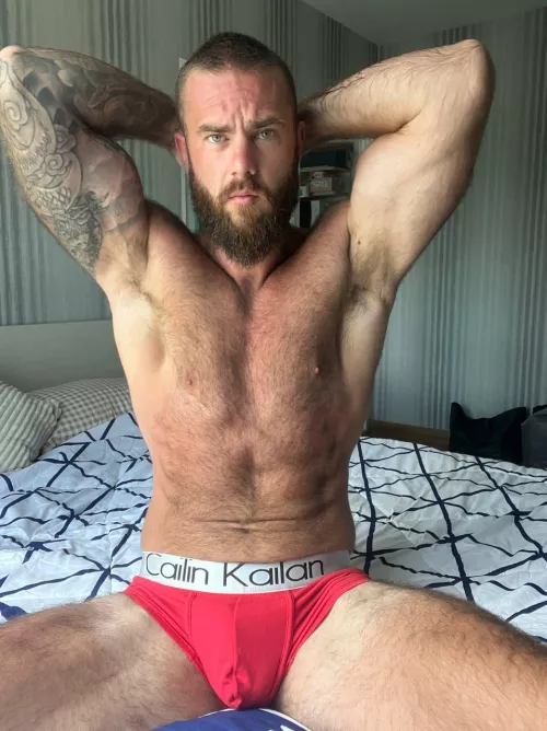 do you want to smell some musk bros, Haven’t worn deodorant in a while, you still down to sniff?? by bwarren106