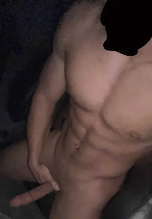 How big do you think it is? by factattack21