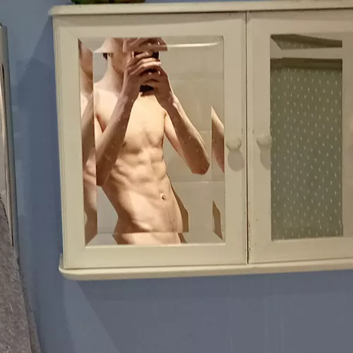 I have been working on my abs recently, do you like them? :3 by -_-PM-_-NSFW-_-