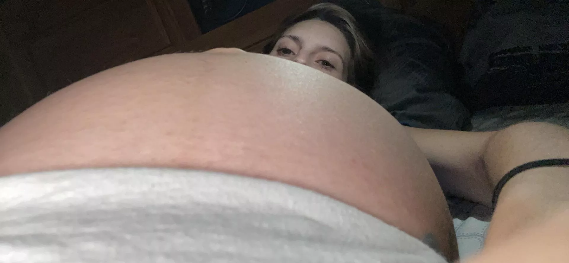 I know you wanna touch the bump OC posted by TinyHornsBigbooty