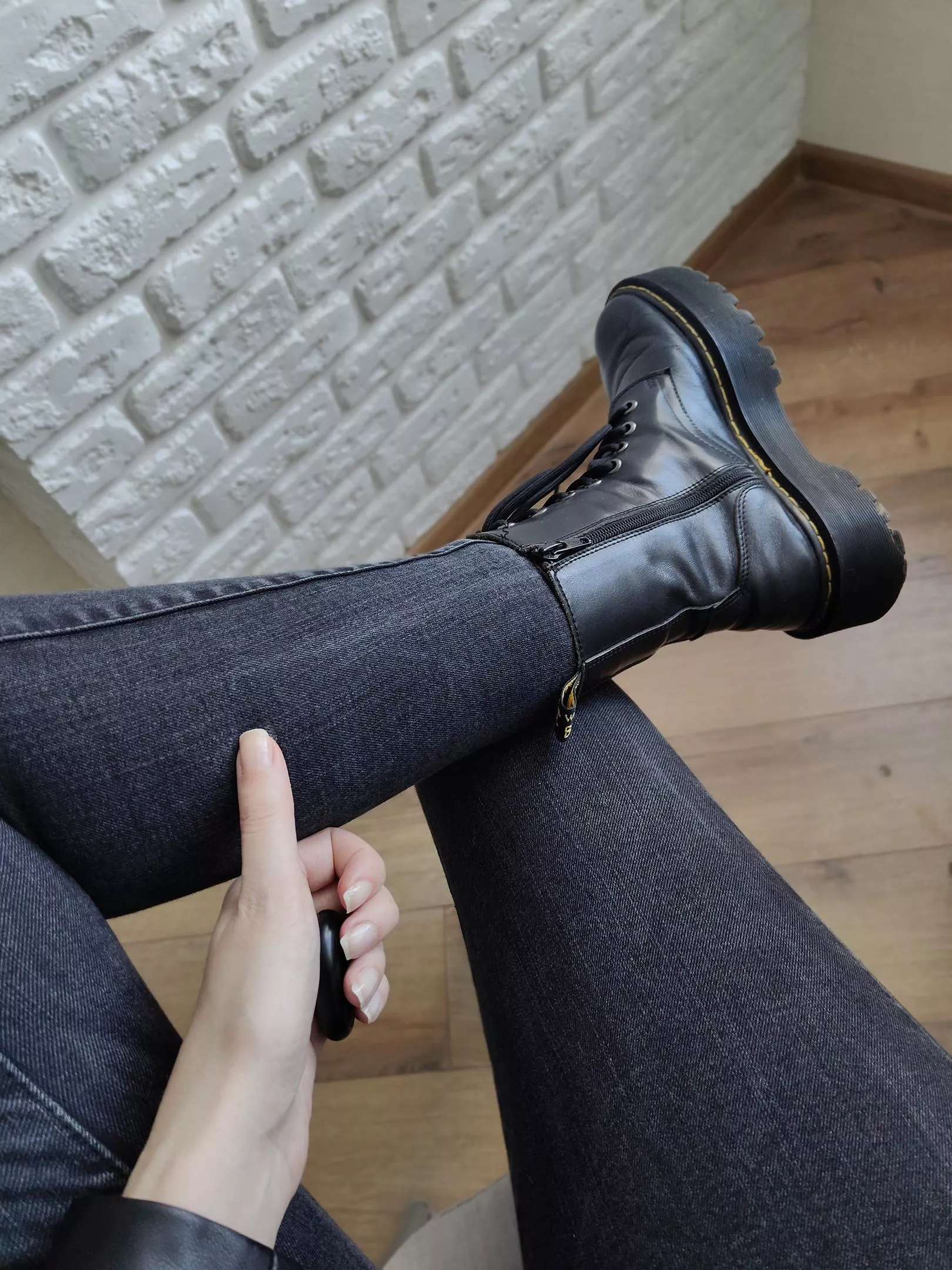 Jeans and boots  posted by SweetieAlyona