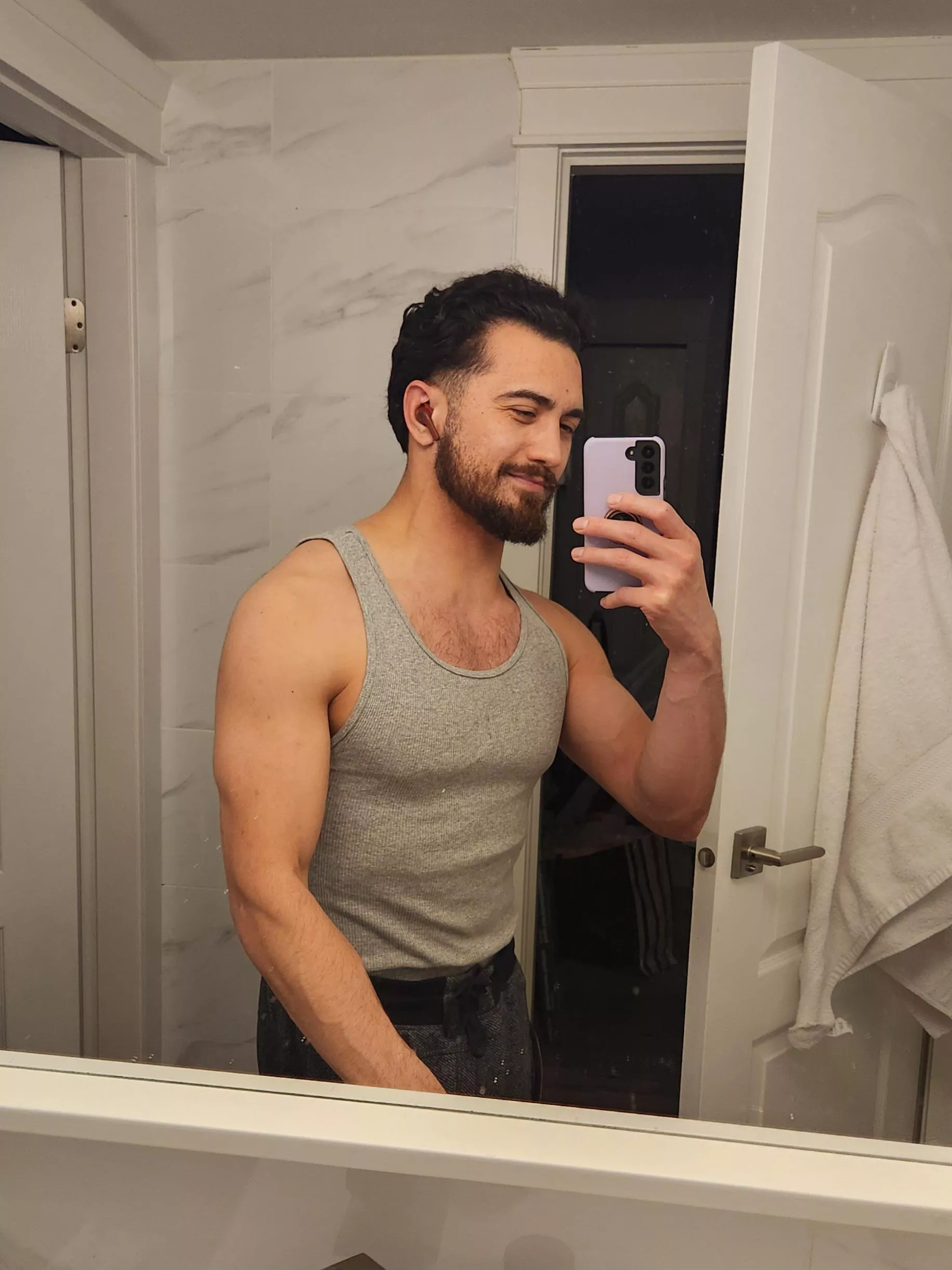 Just your average mixed Canadian guy 🙈 posted by Upper_Cod_2043