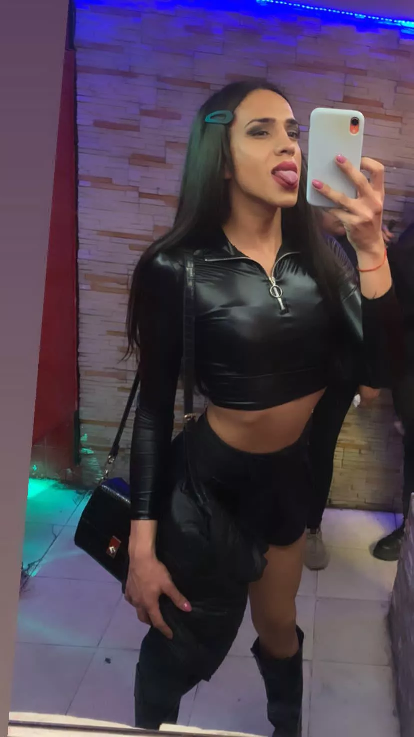 Latina trans  posted by candy31b