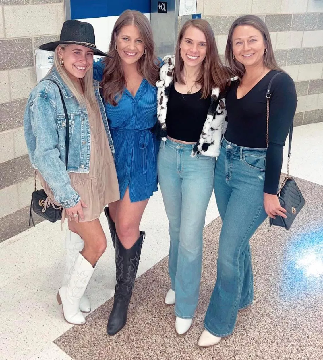 Midwest girls  posted by Strange_Breakfast_69