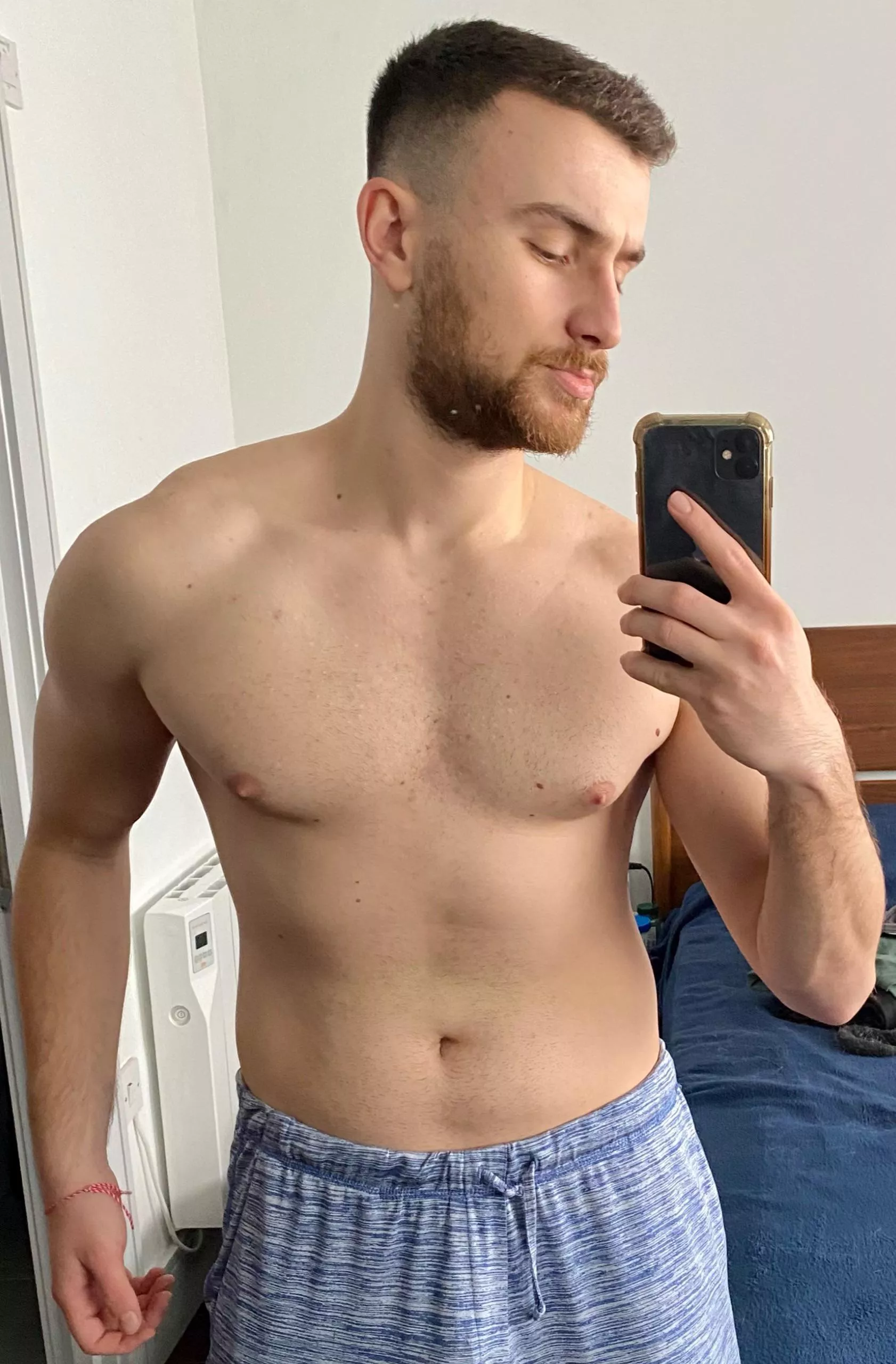 Mondays 😴 posted by twinkstar49