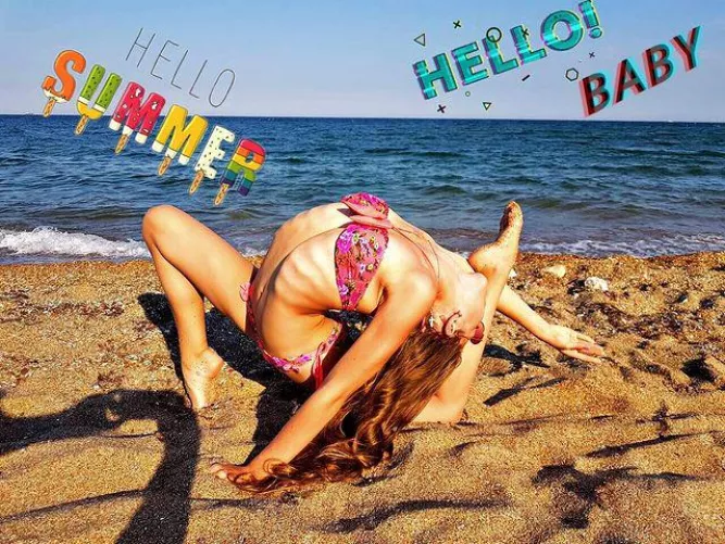 Ribs delicious of a teen girl🤤 by EstSide