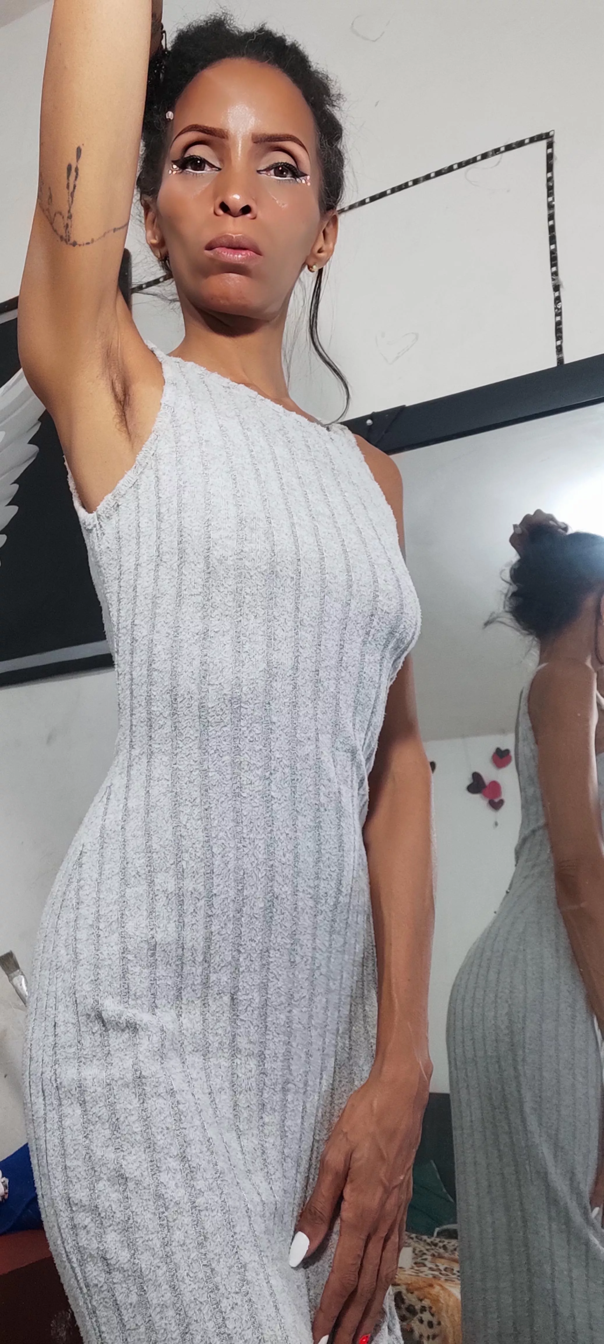 Showing off my au naturel pits – a hint of untamed allure that's sure to make you swoon... posted by Nicky_Bennett