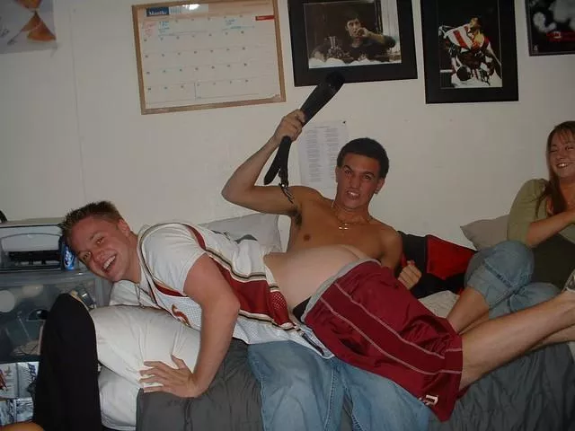 Spanking posted by Primal_Mantis