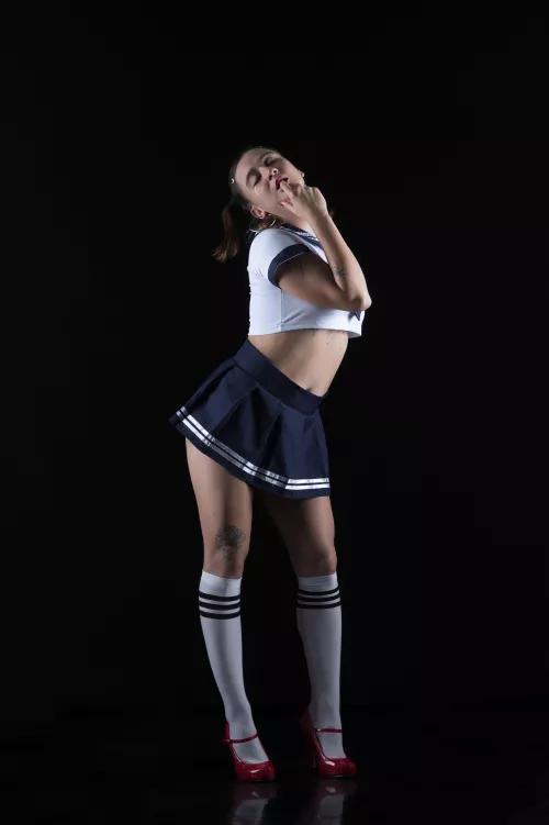 Would u take off my clothes? 23f by shellyvsall