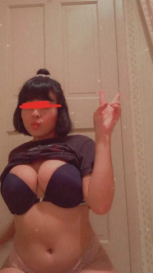 22F hope I made your day by SnowRevolutionary382