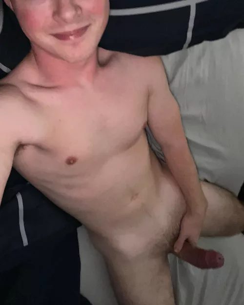 24 Texas, drinking and horny tonight.  by nomark1849