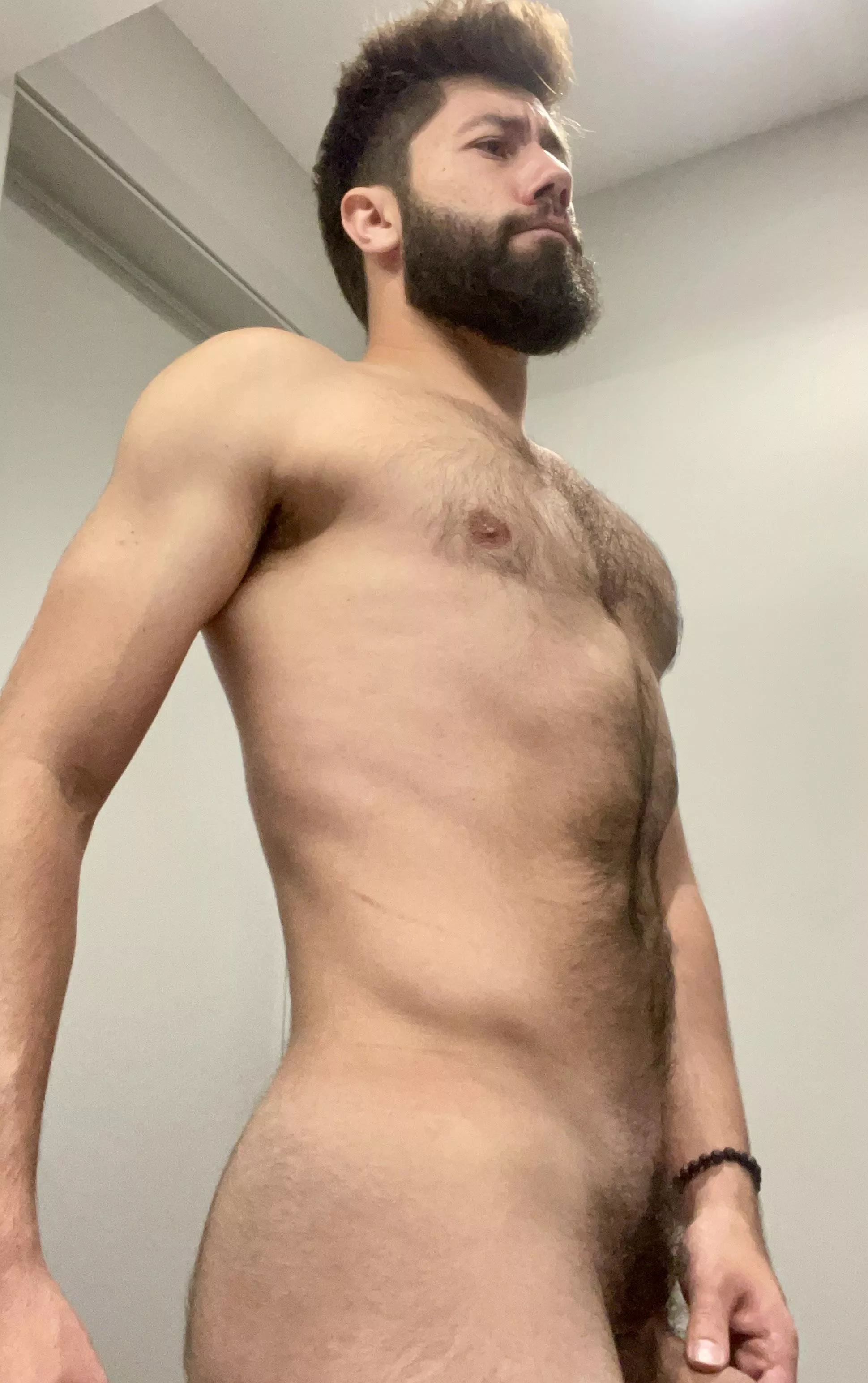 [26] Like how my hair and beard look in this one⚡️ posted by AxlRagnarok