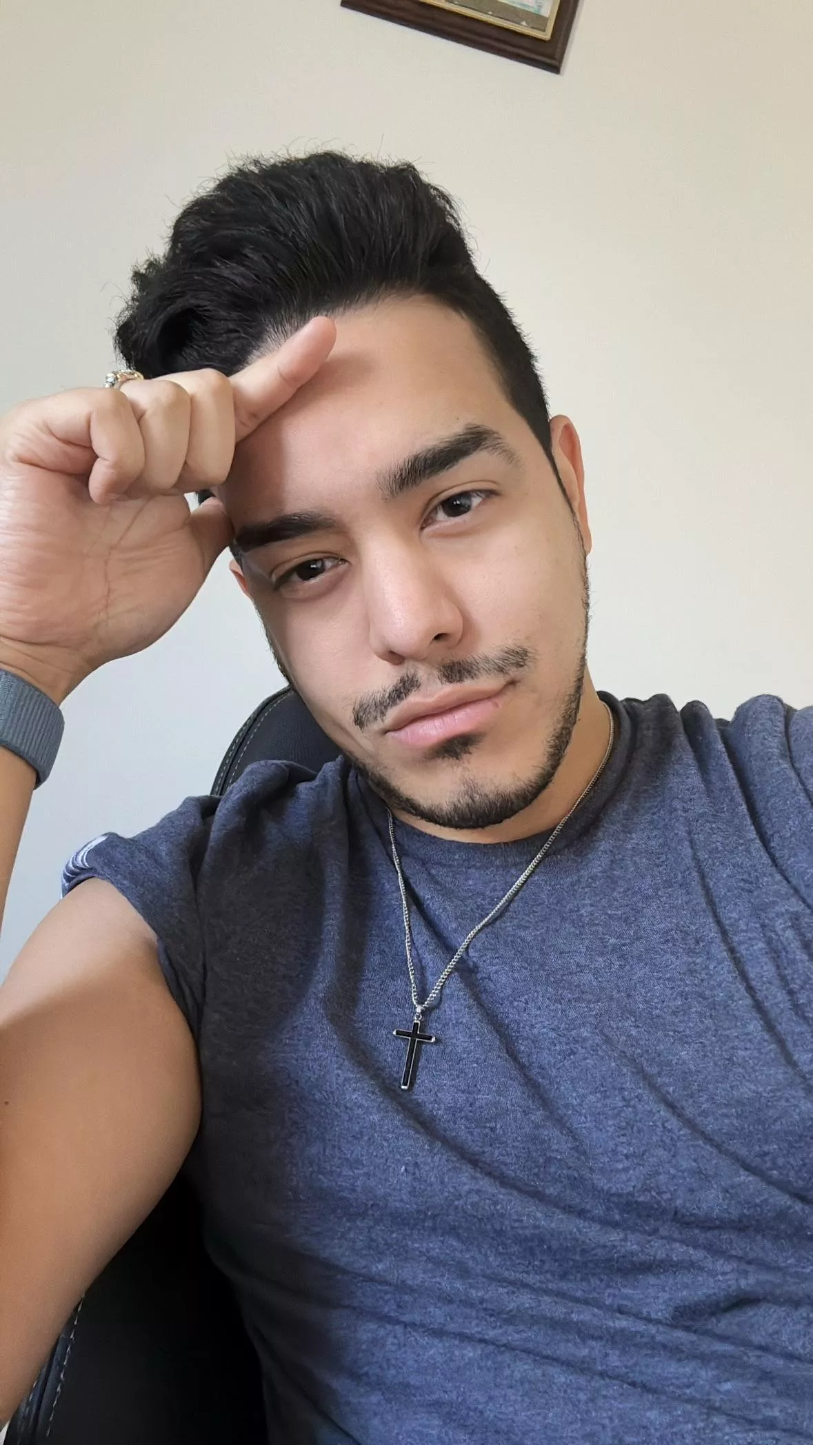 3 weeks till 28! 🥳 posted by Maximillian78