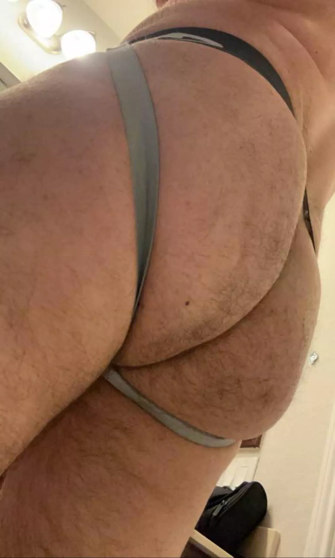 48yo… I’m a fan of myself  posted by Dlng377