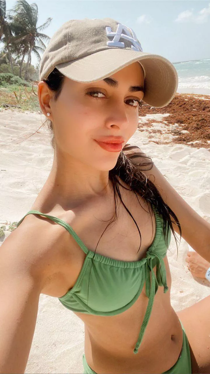 Am I still hot with no tits? Be honest posted by Same_Response_3007