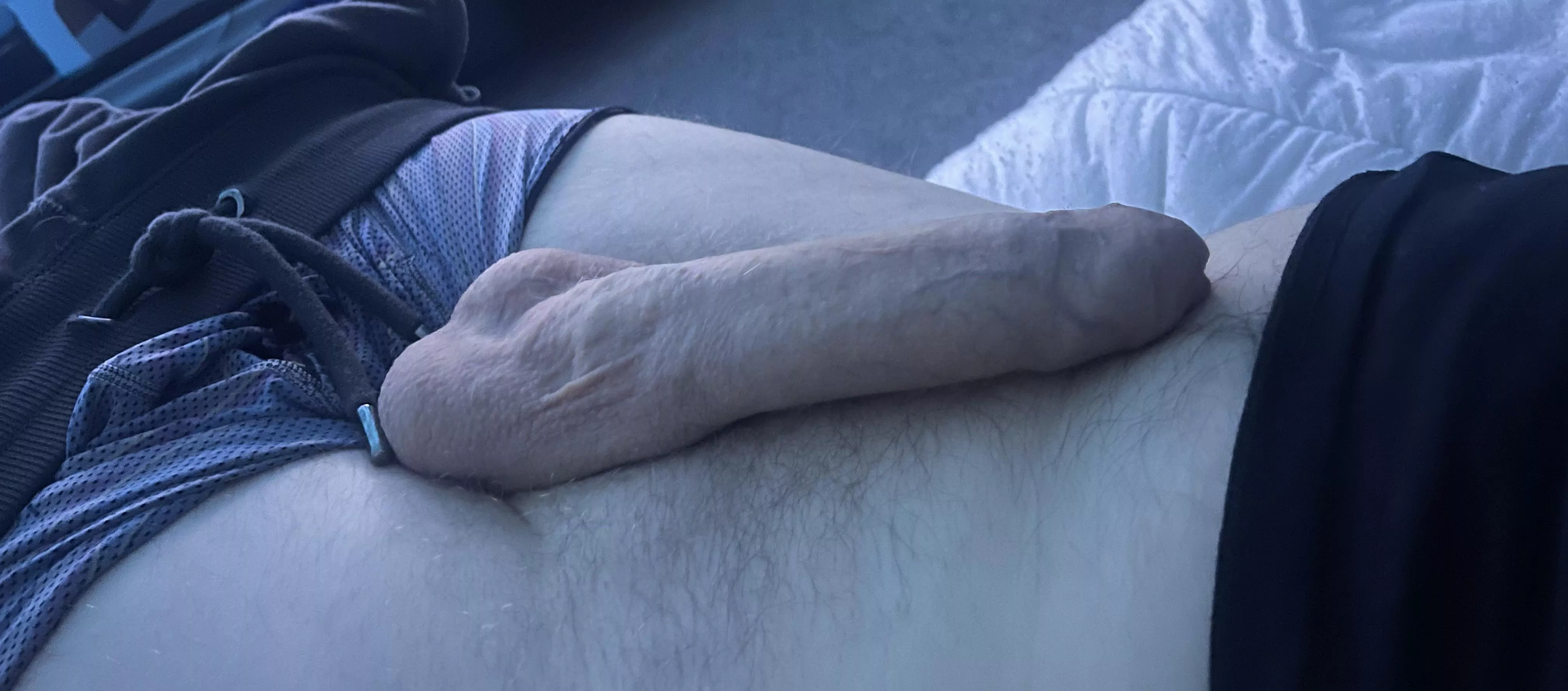 Big thick and relaxed 😌 posted by undead_bandit