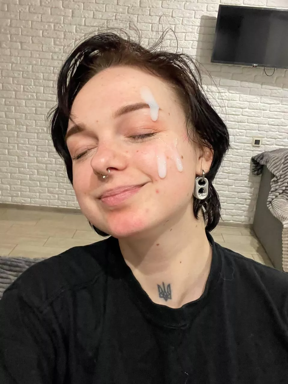 can you empty here your cock posted by Lapasusi