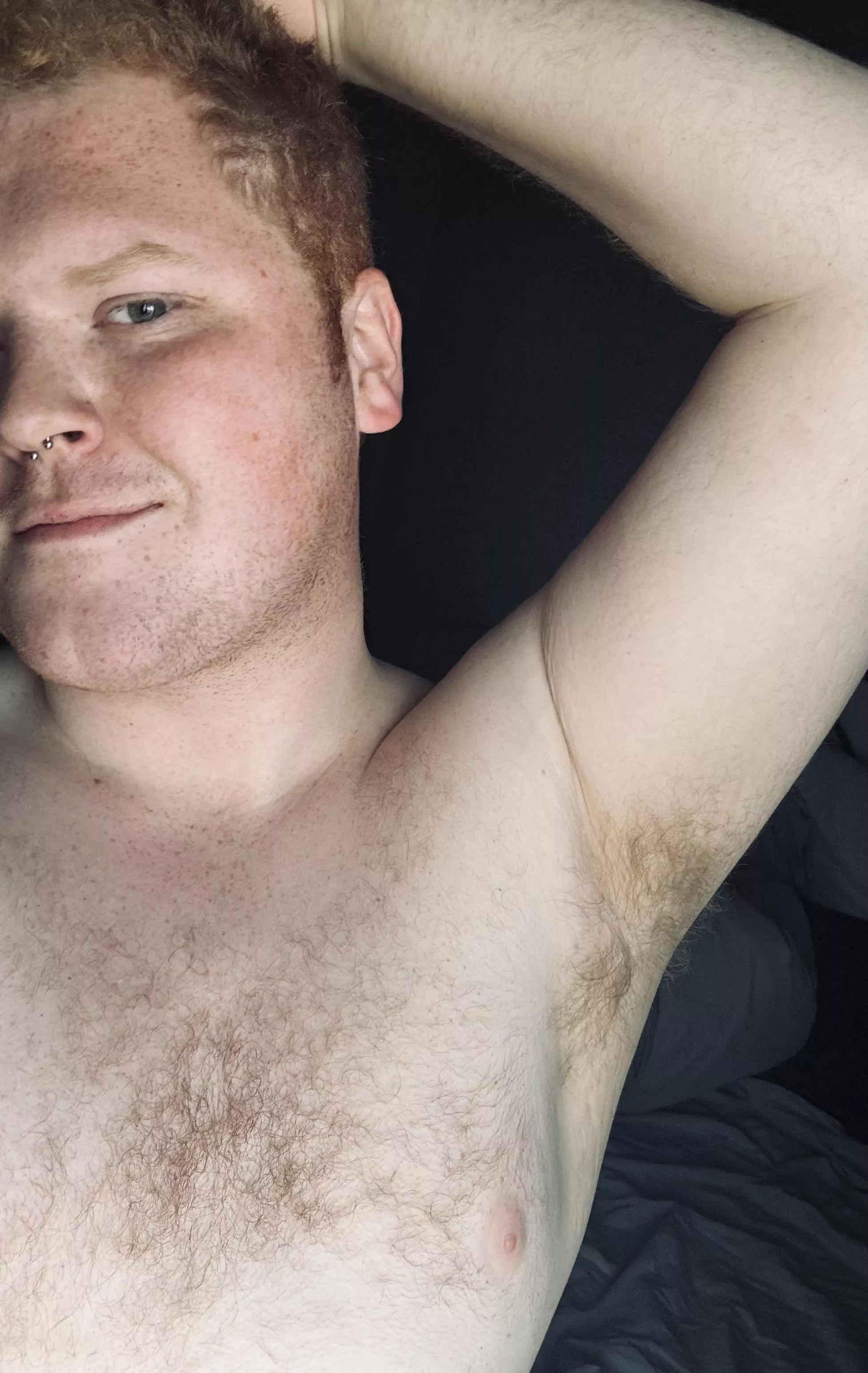 Can’t sleep so here’s a selfie 🤘🏻 posted by t0mbstoner