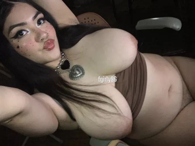 chubby girls your type? by fgirly96