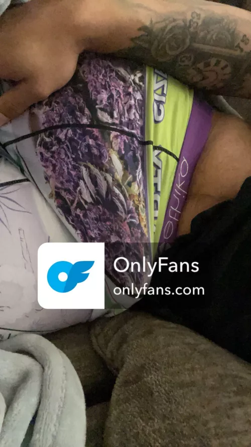 Come check me out 😍 by dreamlove3