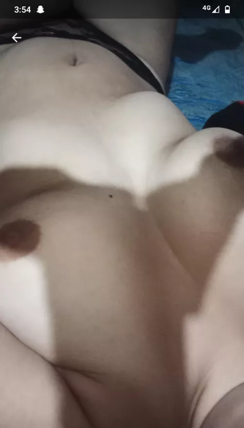 Come to sleep with me??? by crema_acida