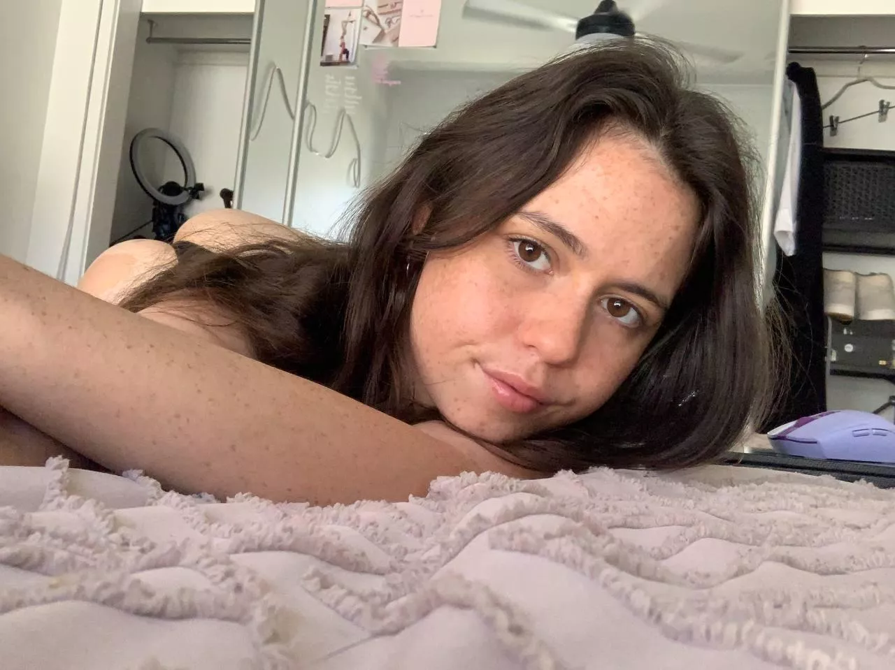 Cute morning selfie for ur feed x posted by tigeressmonroe