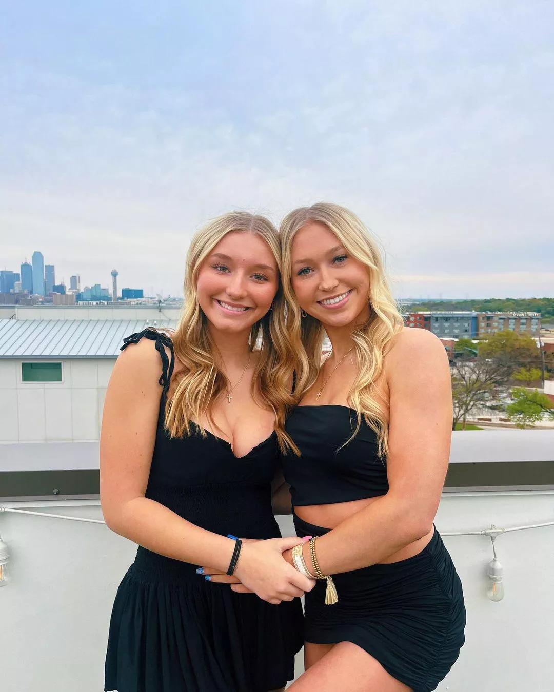 Dallas [2] posted by FireSt77